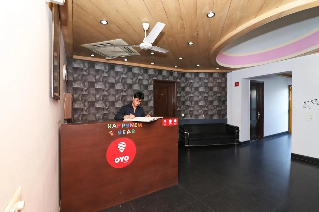 Oyo Flagship 8261 Rao Residency Hotel Gurgaon