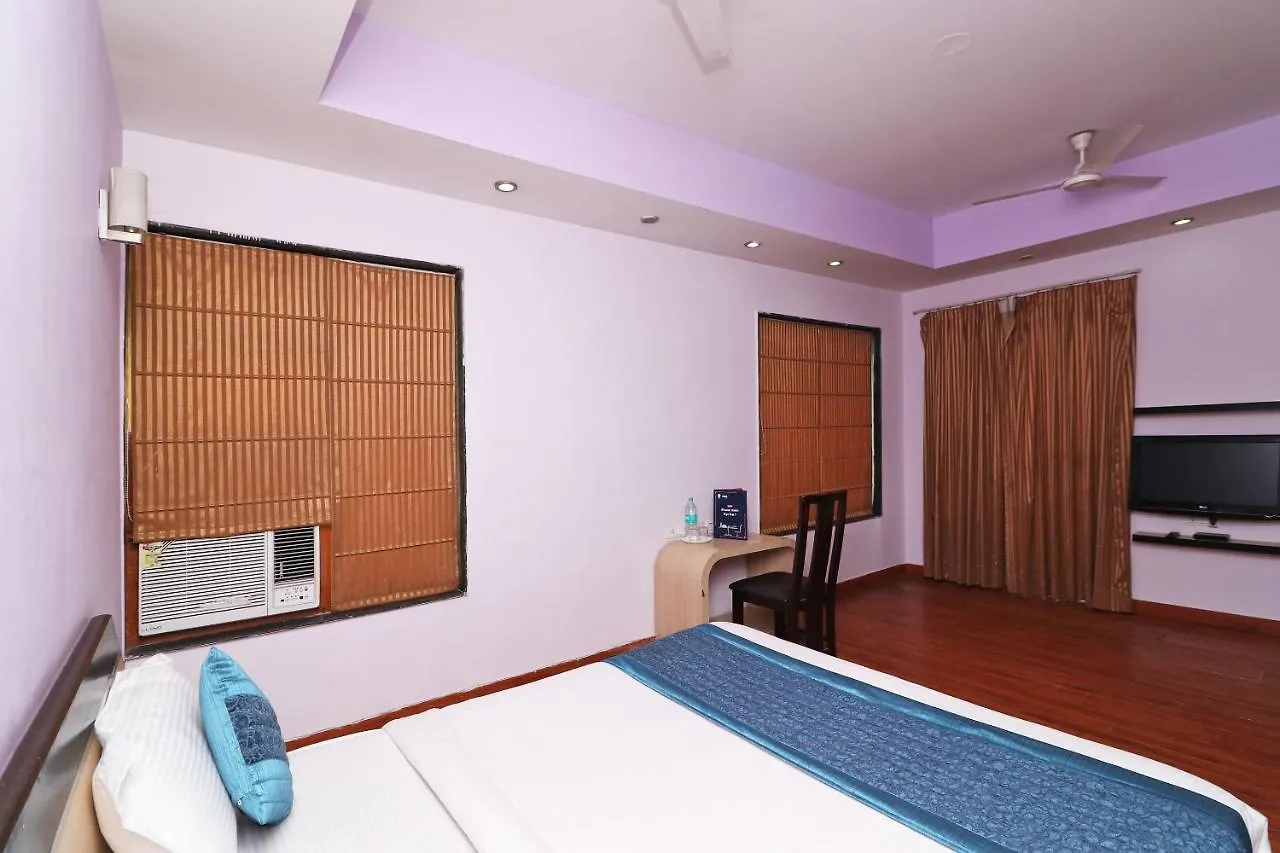 Oyo Flagship 8261 Rao Residency Hotel Gurgaon